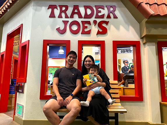 アーバインにある「Pretend City Children’s Museum」のベビークラスに行ってきました。朝8時からでしたが、たくさんの子ども達がそれぞれ楽しんでいて“かわいい”があふれてました。