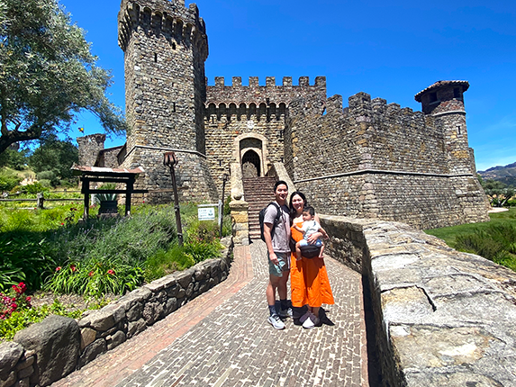 ナパバレーにあるワイナリーのぶどうジュースを飲みに古城へ。とっても素敵なワイナリーでした。次回はワイナリーツアーに参加したいです。