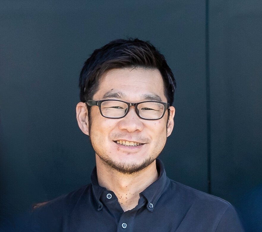 代表 鈴木トニー